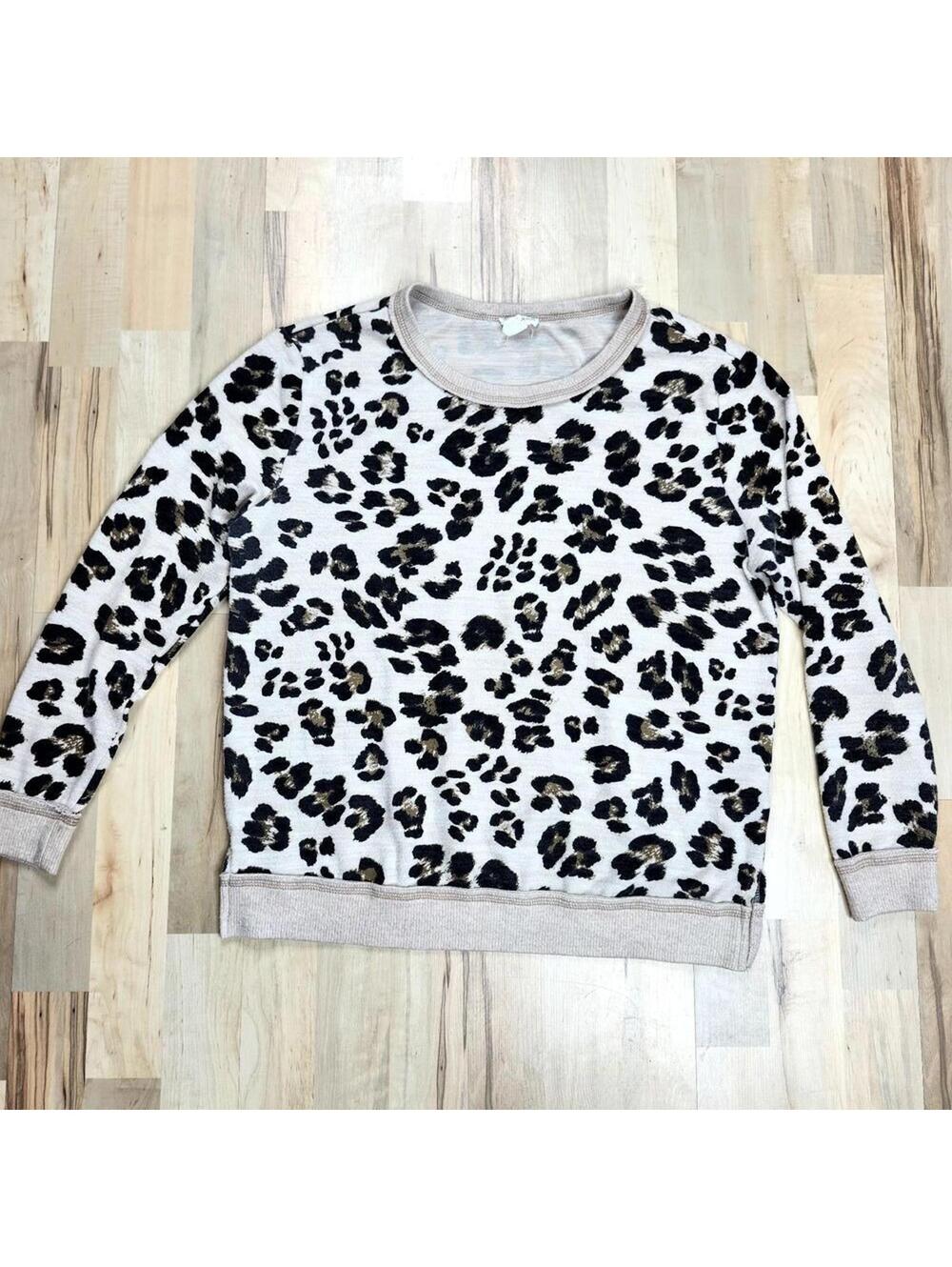 Tribal Jeans Medium Leopard Print Crew Neck Sweatshirt